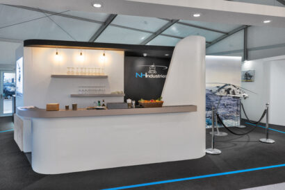 Stand2b